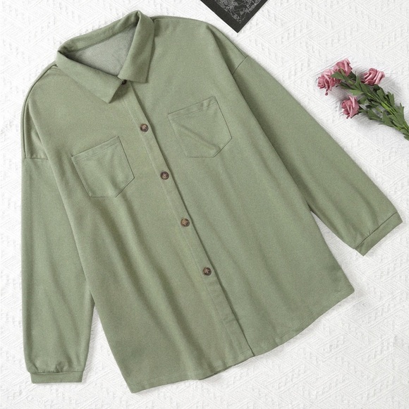 Plus Size Drop Shoulder Pocketed Shacket Green
